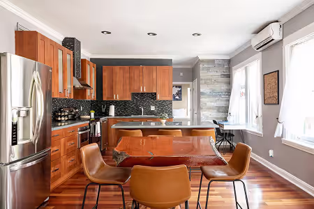 Historic Harrisburg Pet-Friendly Vacation Lofts, Harrisburg Furnished Apartment Accommodations