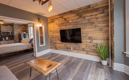 Historic Harrisburg Pet-Friendly Vacation Lofts, Harrisburg Furnished Apartment Accommodations