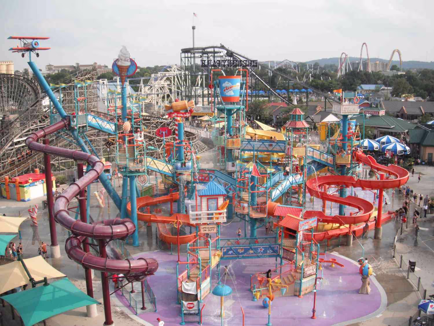 Theme Park Fun Near BurgBnB in Harrisburg: Hersheypark, Dutch Wonderland & Knoebels