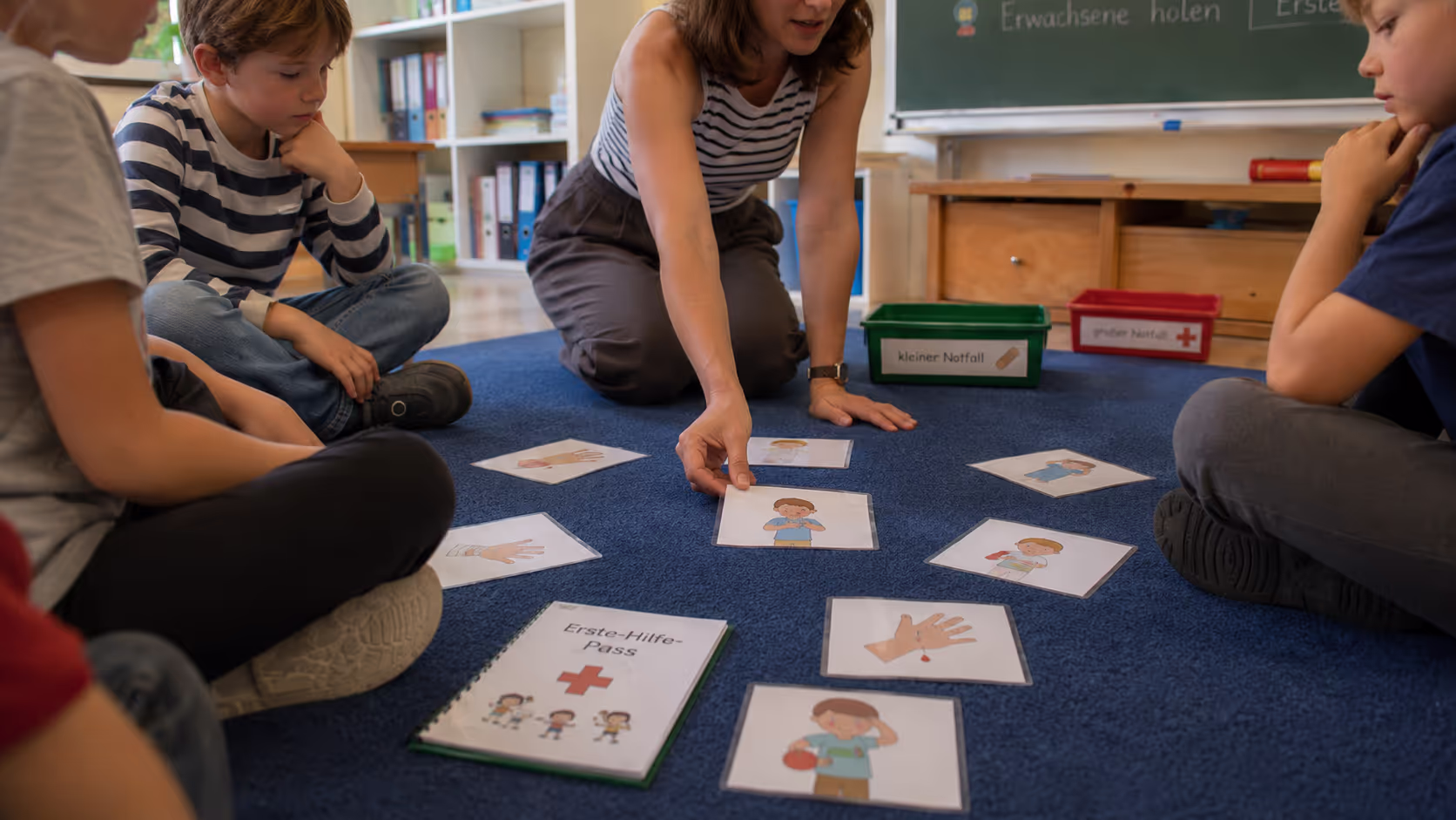https://www.carosclass.com/unterrichtsentwurf-erste-hilfe/ https://www.carosclass.com/unterrichtsentwurf-erste-hilfe/