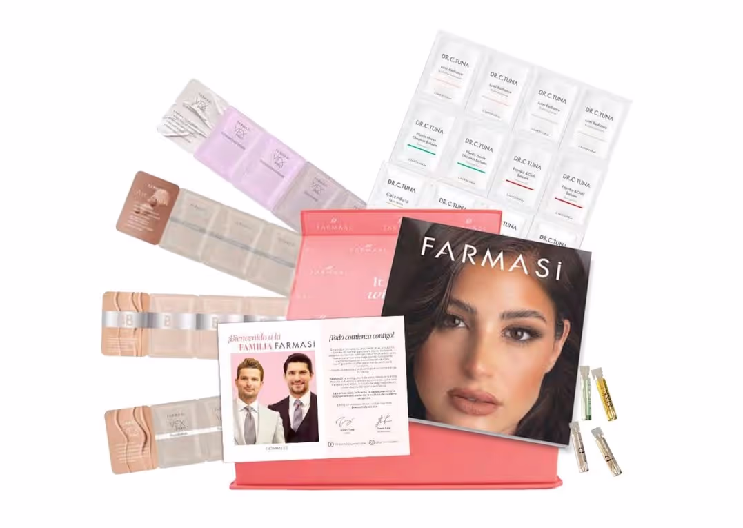 Kit de inicio de Farmasi España El kit de inicio de España (cajita rosa de Farmasi) incluye catálogo, plan de compensación y diversas muestras.