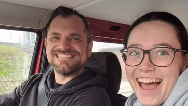 Konrad and Caro in thei VW T4 van Konrad and Caro in thei VW T4 van