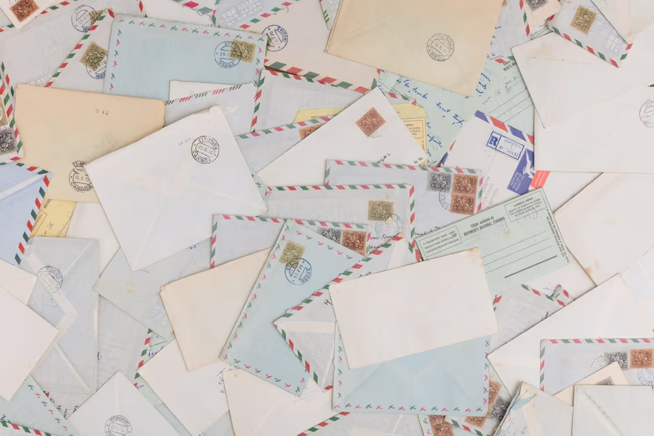 Sending and receiving letters while traveling the world