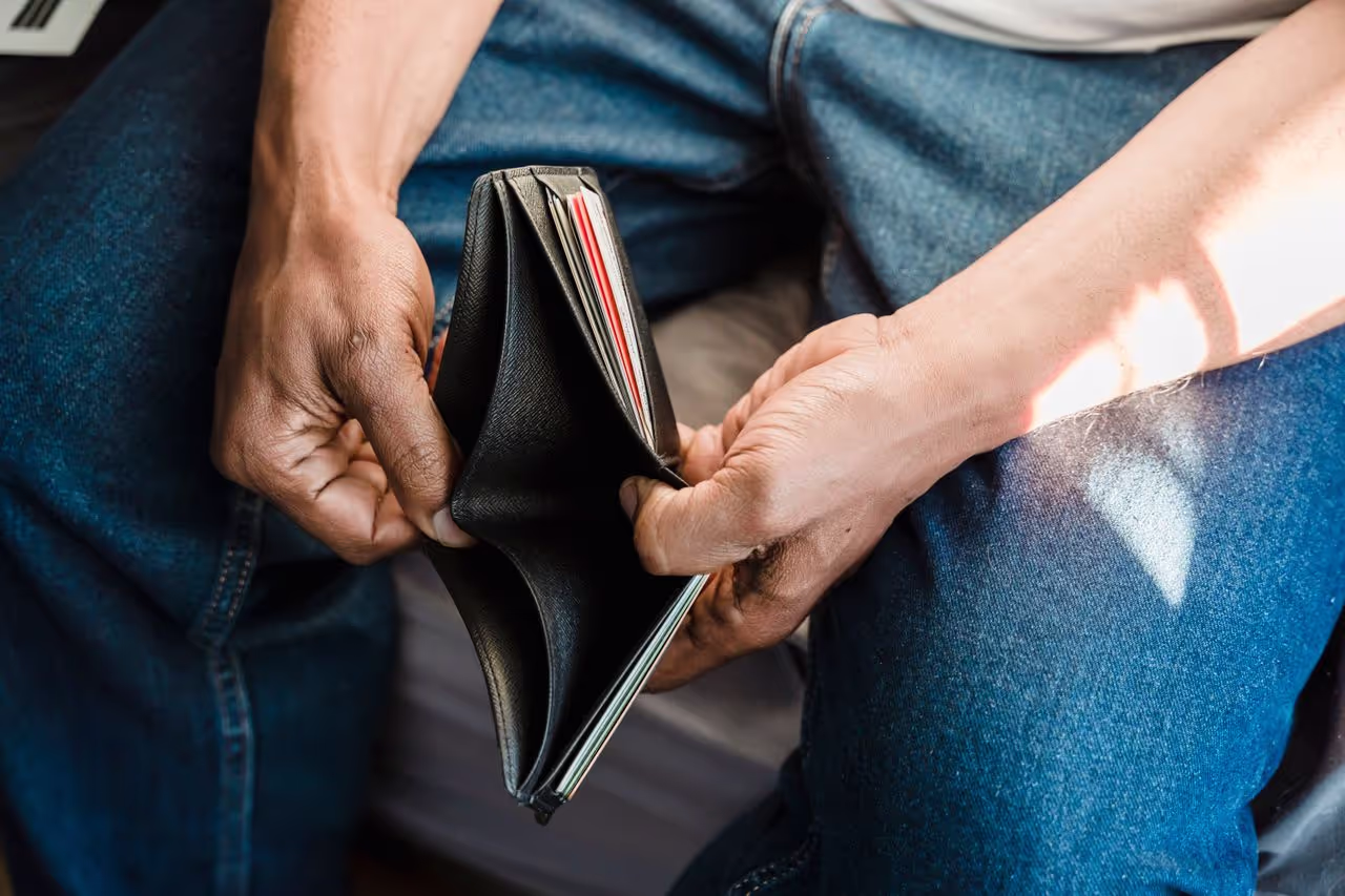 House sitting during a recession