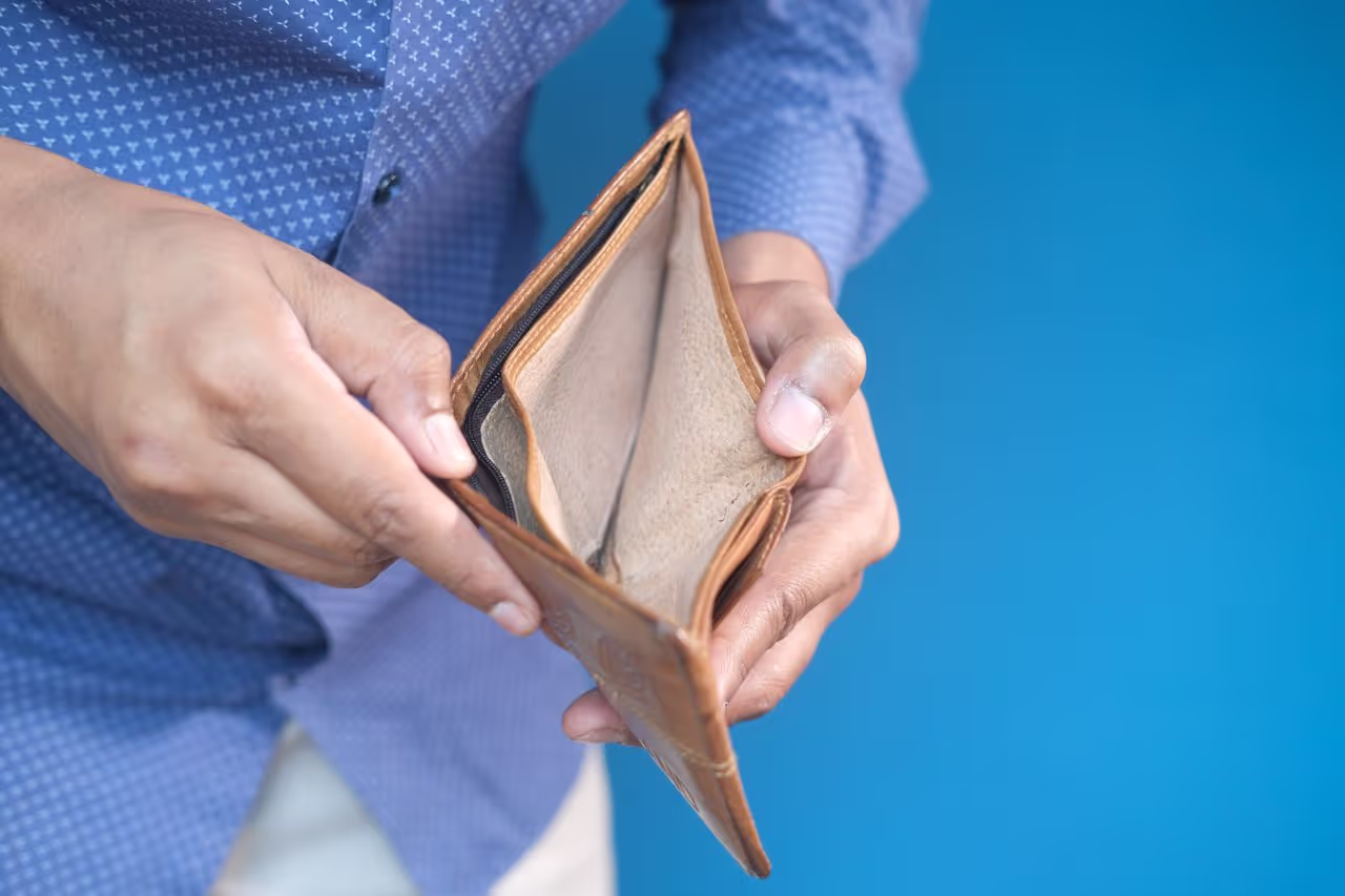 Empty wallet due to current economy Empty wallet due to current economy