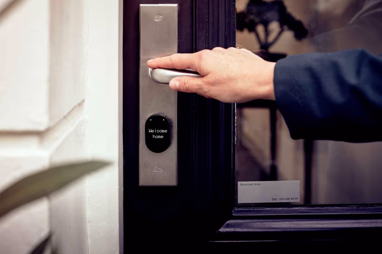 A smart lock into a house
