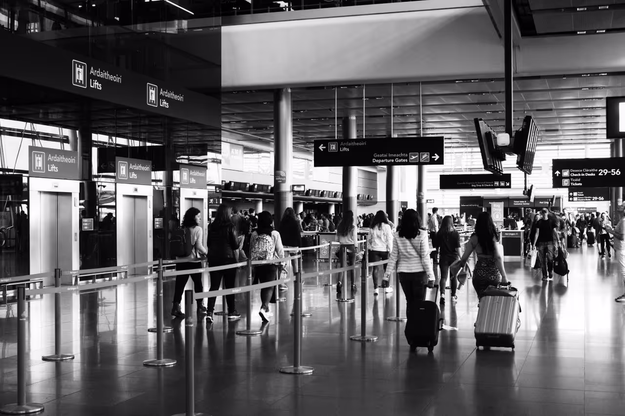 Flying into America for a house sit Flying into America for a house sit